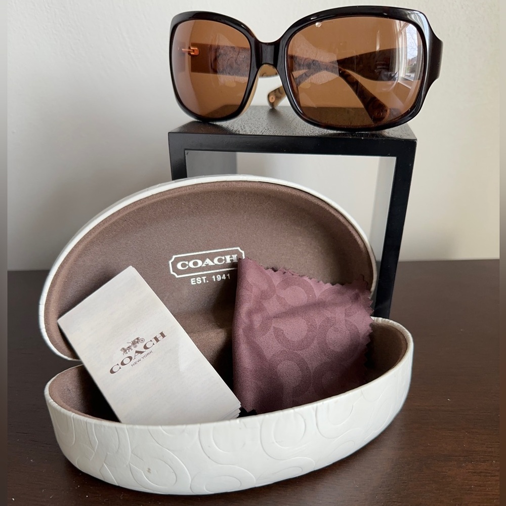 Coach Ginger Tortoise Sunglasses with case